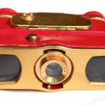 Binoca camera red 9